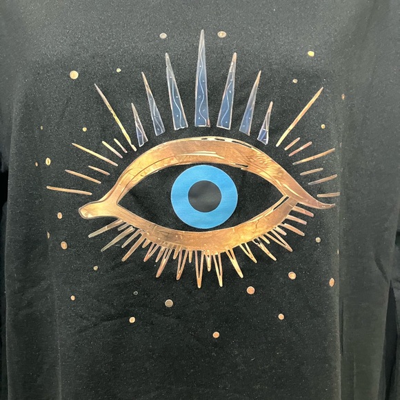 Ladies NWT size M. 95pct polyester long sleeve hooded “ EVIL EYE “ shirt - Picture 2 of 9